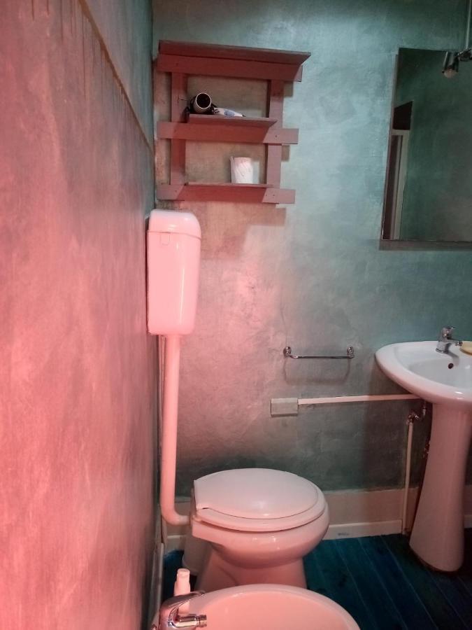 Ampia Stanza Con Bagno Privato, Centro Sassari Apartman Kültér fotó